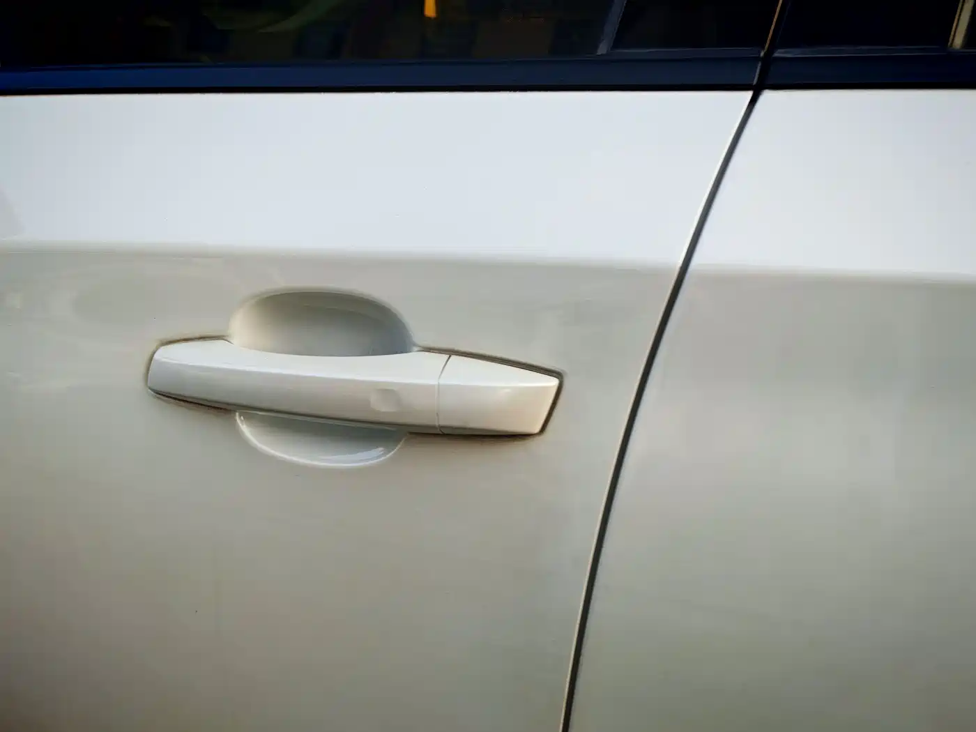 NEZHA AUTOMOBILE NEZHA U