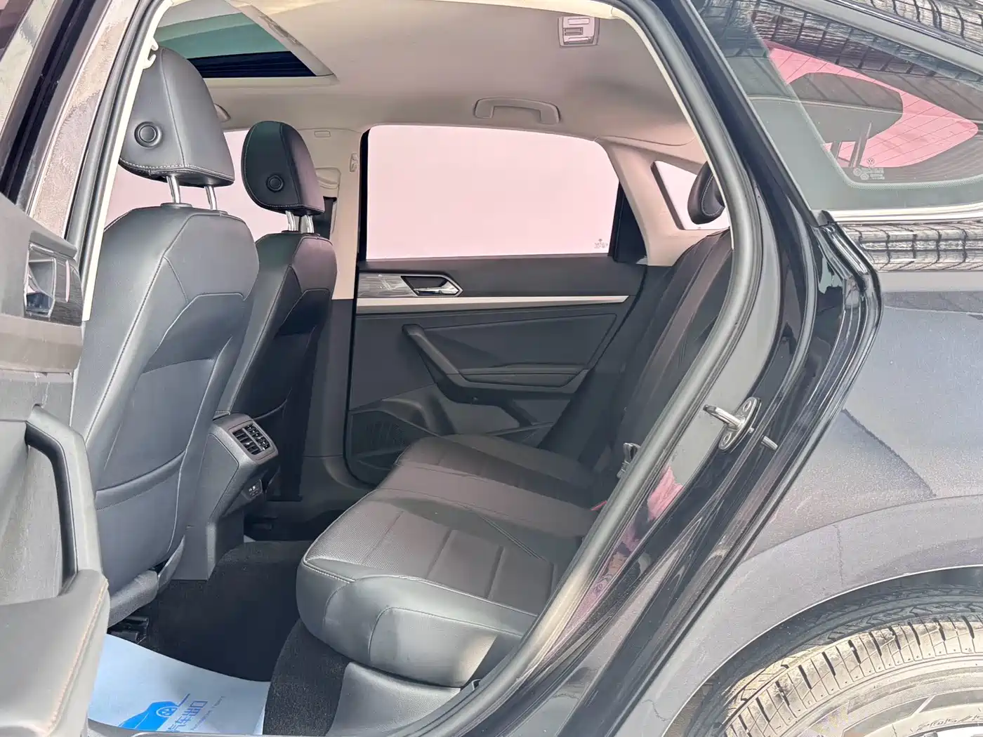 Volkswagen Lavida 2022 1.5L Auto Comfort Edition фото 10