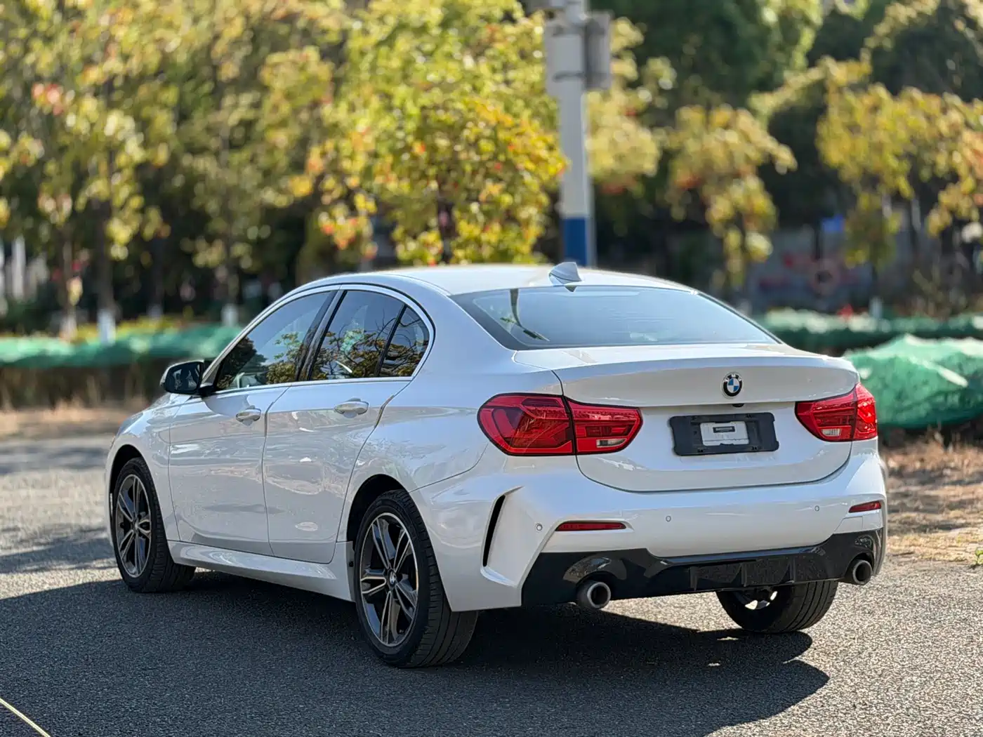 BMW 1 Series 2021 120i M Sport фото 12