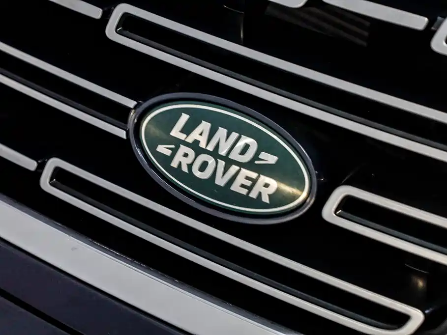 Land Rover Range Rover 2025 2025 3.0 L6 400PS Genesis Extended Wheelbase