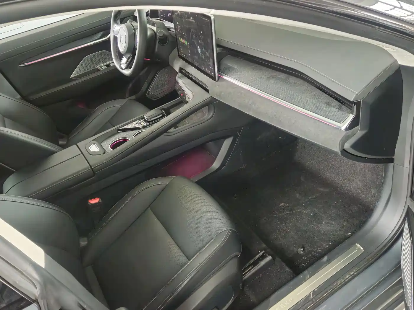 ZEEKR EXTREME KRYPTON 001