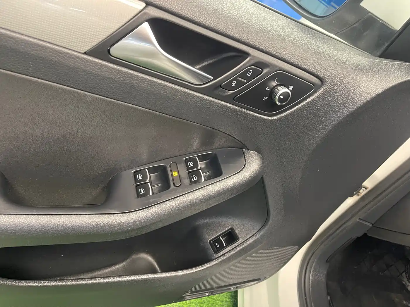 Volkswagen Sagitar 2014 1.4TSI Automatic Luxury фото 10