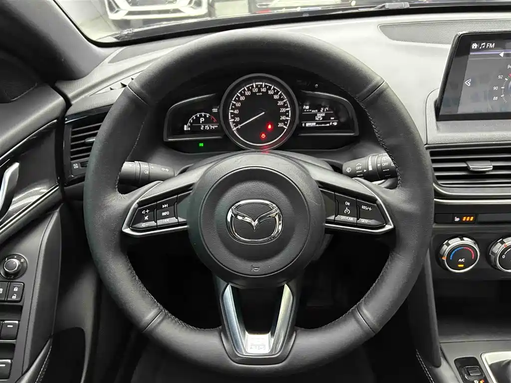 Mazda CX-4 2023 2021 2.0L Auto FWD Skyactiv Vitality Edition