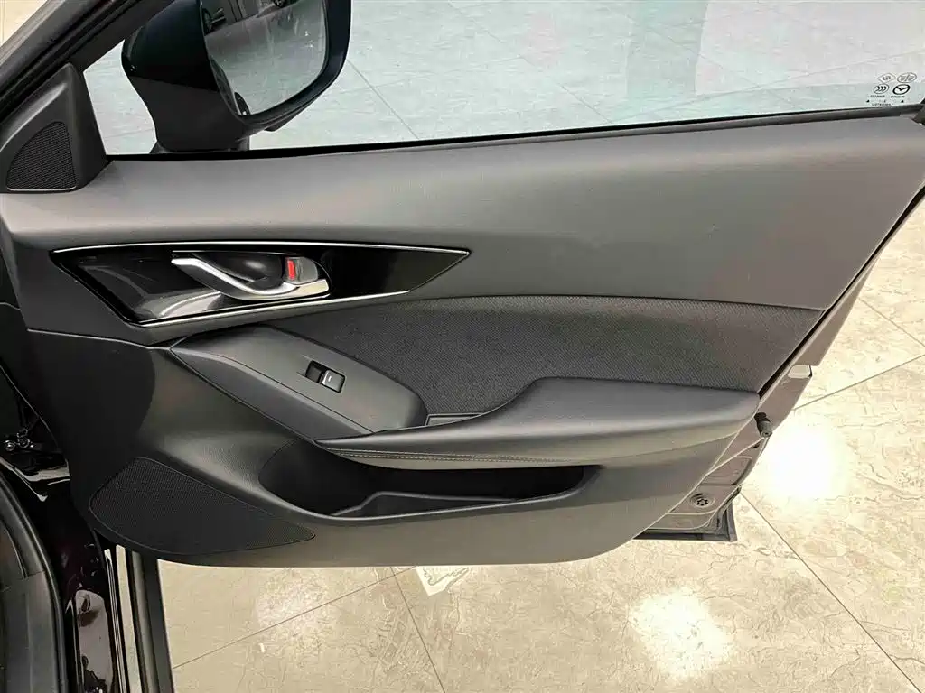 Mazda CX-4 2023 2021 2.0L Auto FWD Skyactiv Vitality Edition