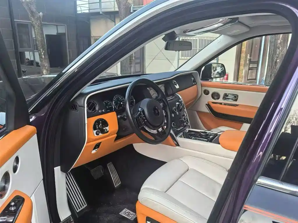 Rolls-Royce Cullinan 2018 5-Seater Version фото 5