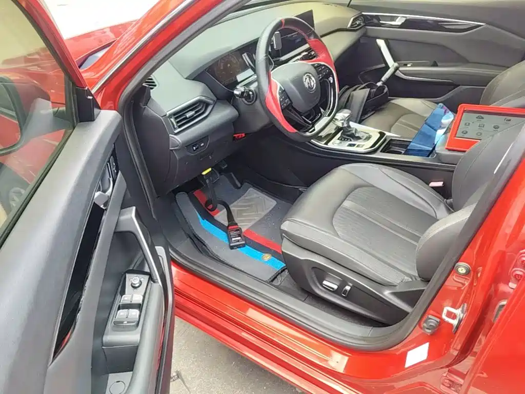 Dongfeng Aeolus Yixuan 2020 2020 230T Automatic Dazzle Edition