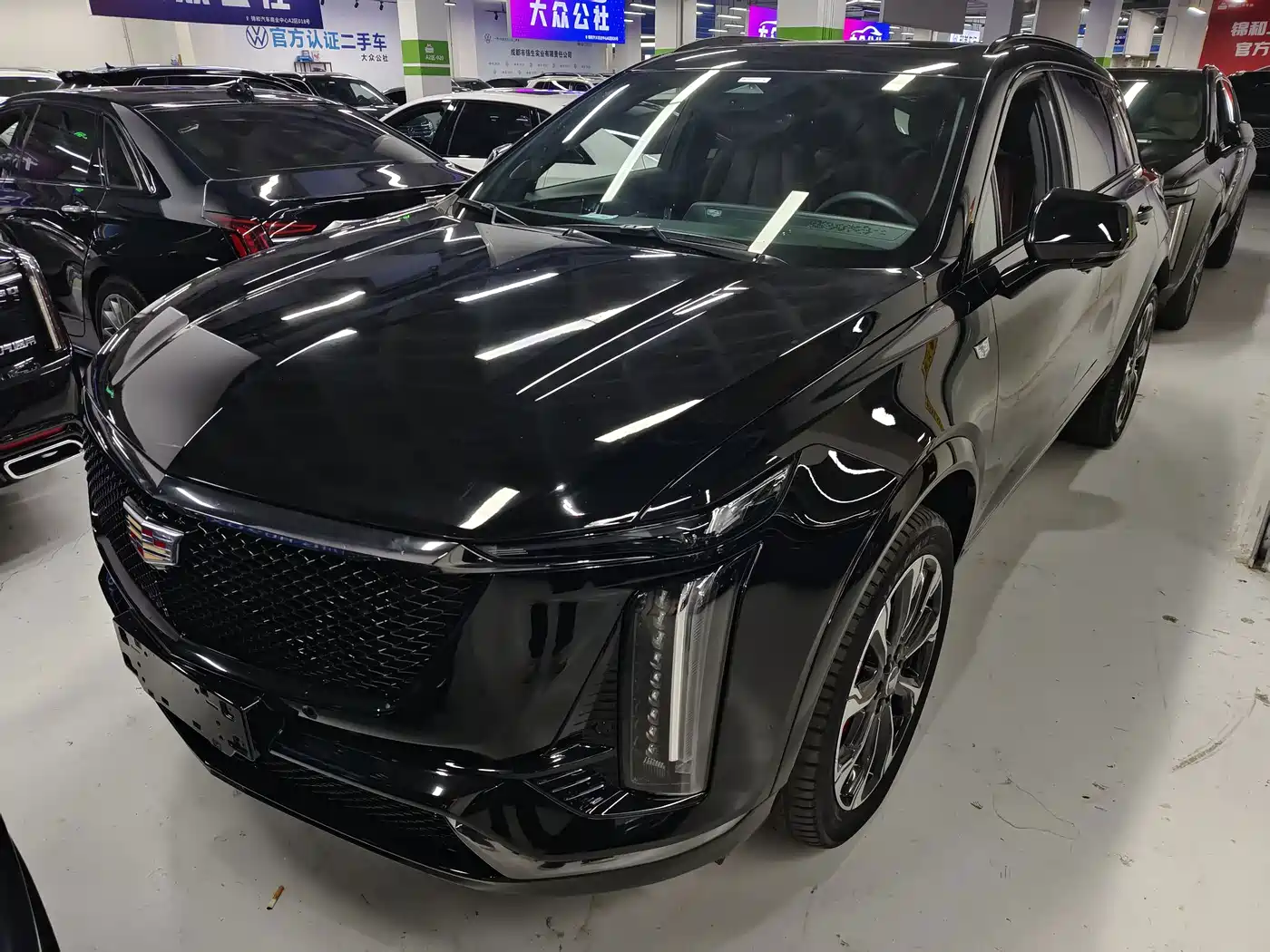 Cadillac XT5 2024 2025 Model 2.0T Platinum