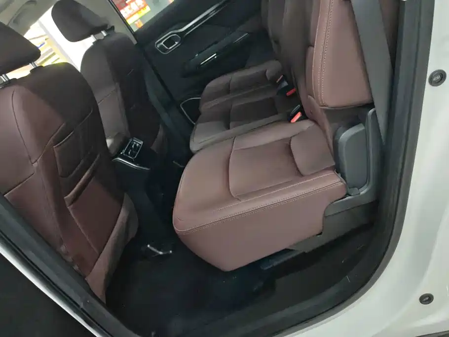 Geely Okavango 2022 2022 Model 1.8TD DCT Flagship 7-Seater