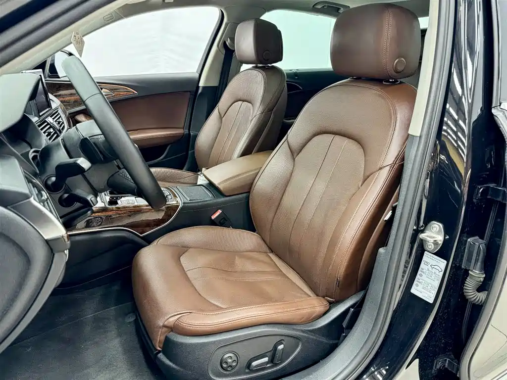 Audi A6L 2012 35 FSI Comfort фото 15