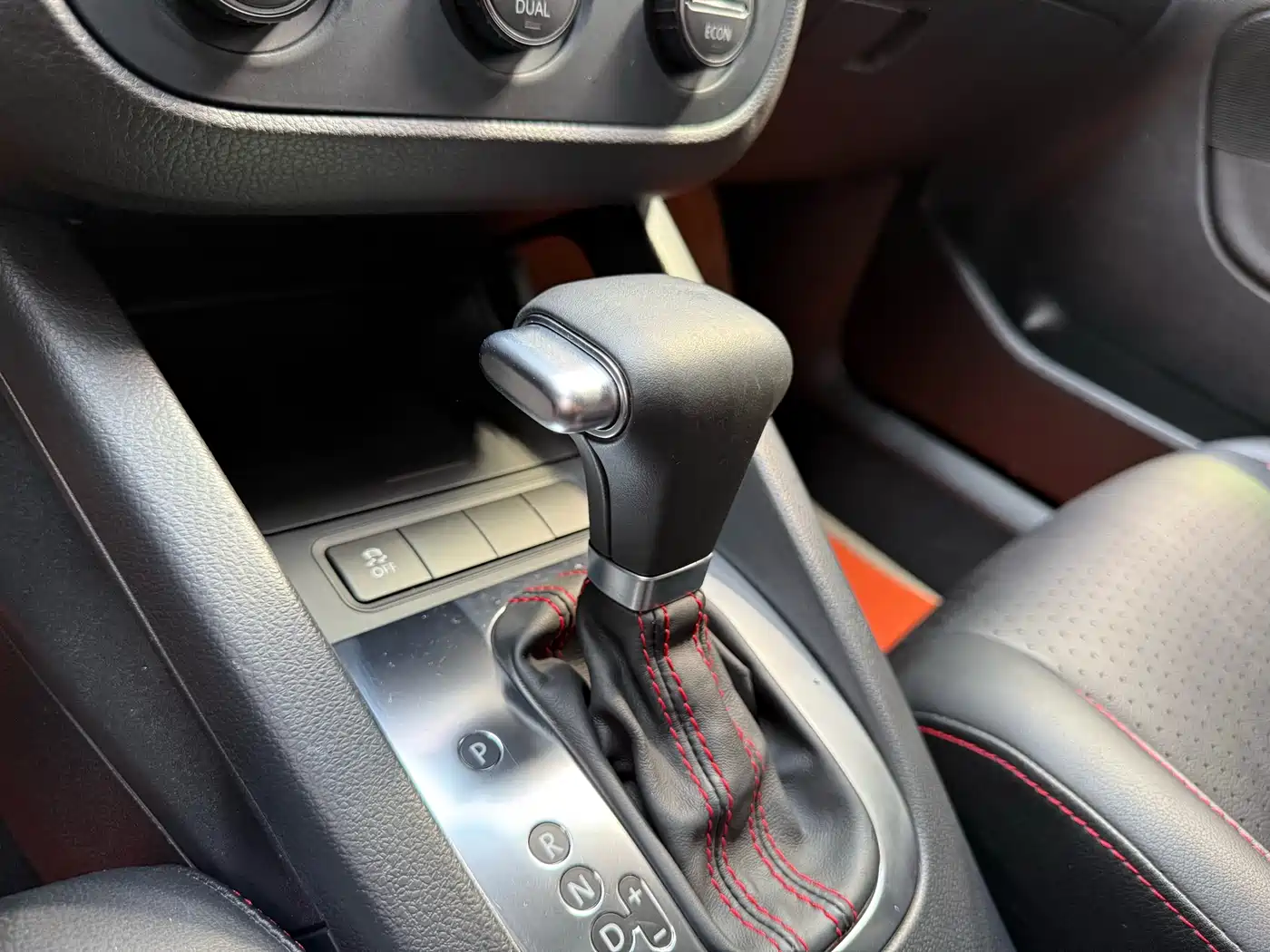 Photo 14 - Volkswagen Sagitar