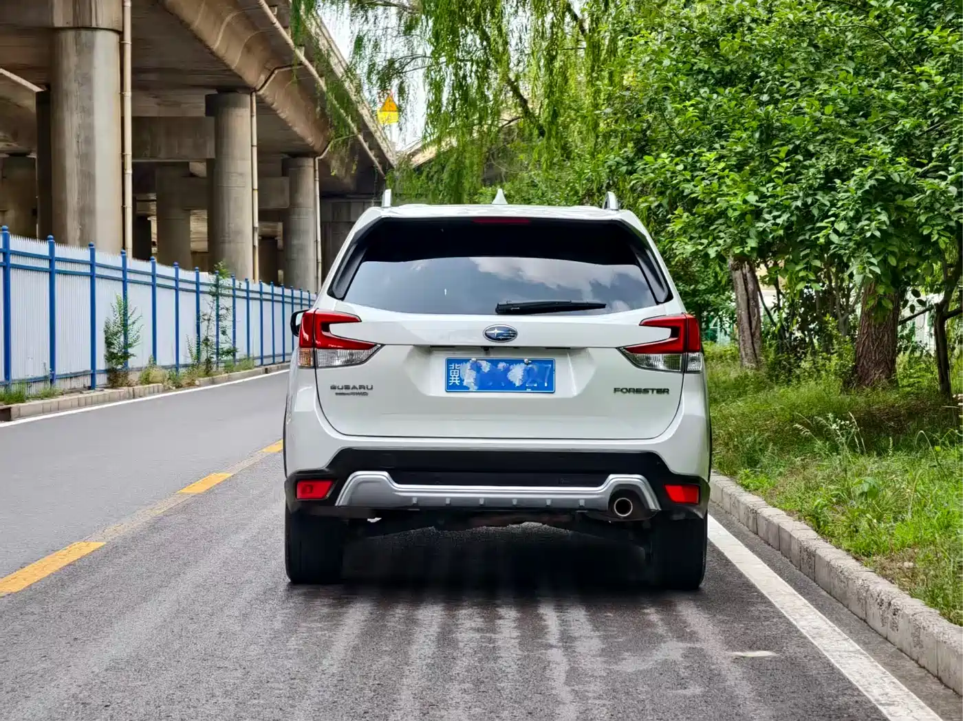 SUBARU FORESTER