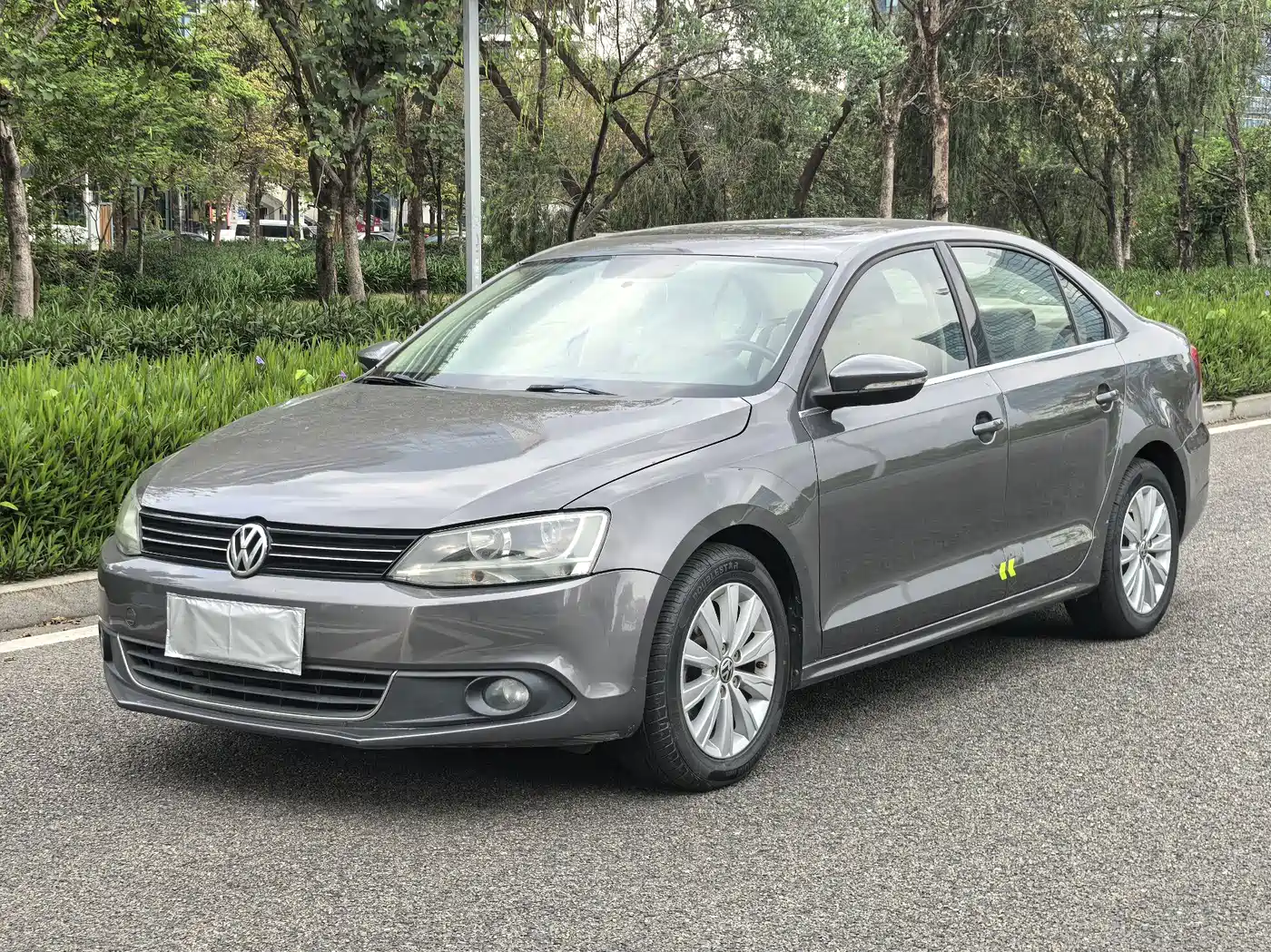 Volkswagen Sagitar 2014 Facelift 1.6L Automatic Comfort