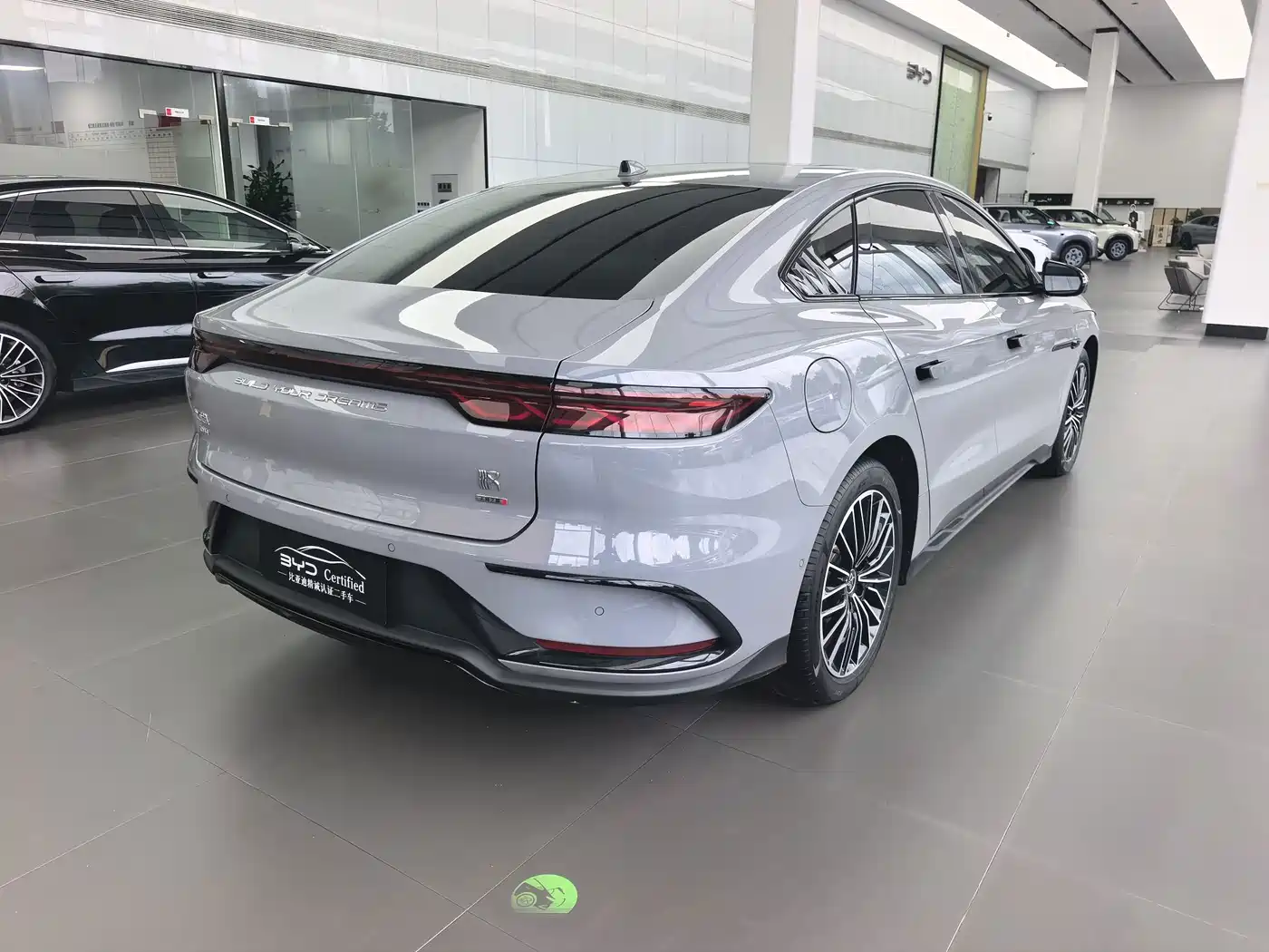 BYD Han 2025 2025 DM-i Smart Driving Edition 125KM LiDAR Flagship