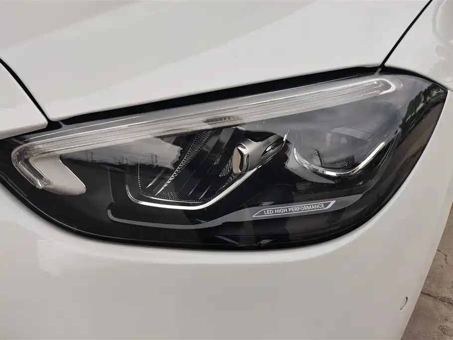 Mercedes-Benz C-Class 2023 Facelift C 260 L Night Sport Edition фото 5