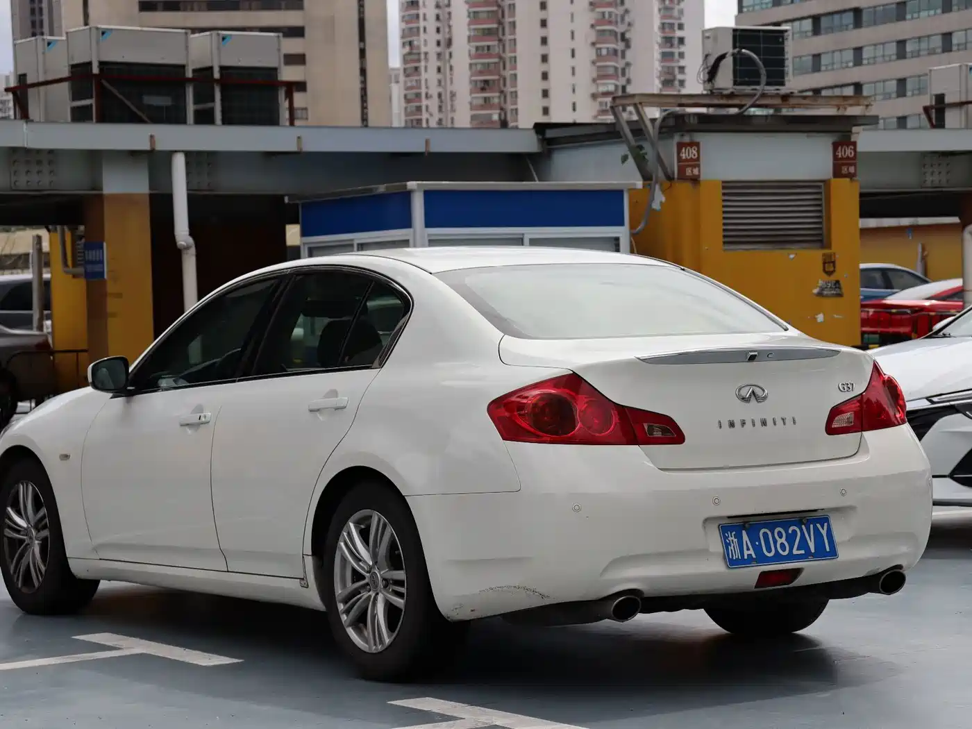 Infiniti G Series 2012 2013 G25 Sedan Luxury Sport Edition