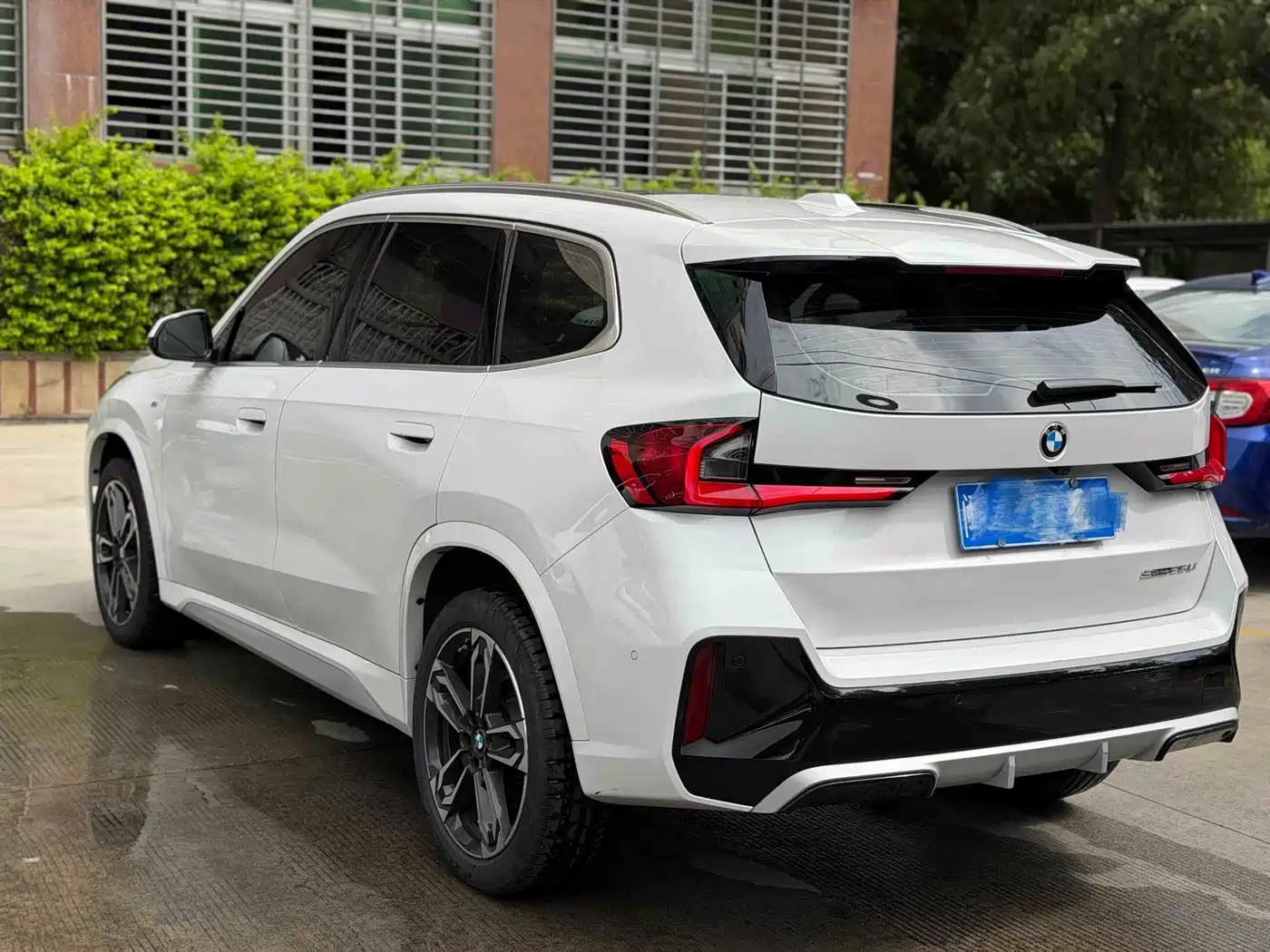 BMW X1 2025 sDrive25Li M Sport Package фото 7