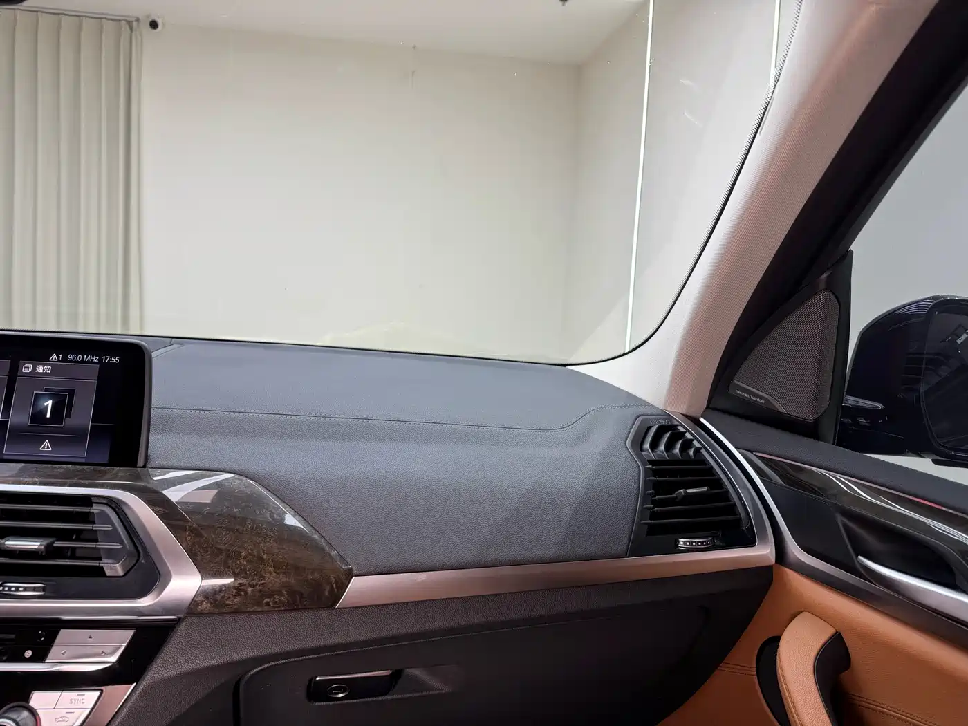 BMW X3 2018 xDrive30i Leading M Sport Package China V фото 29