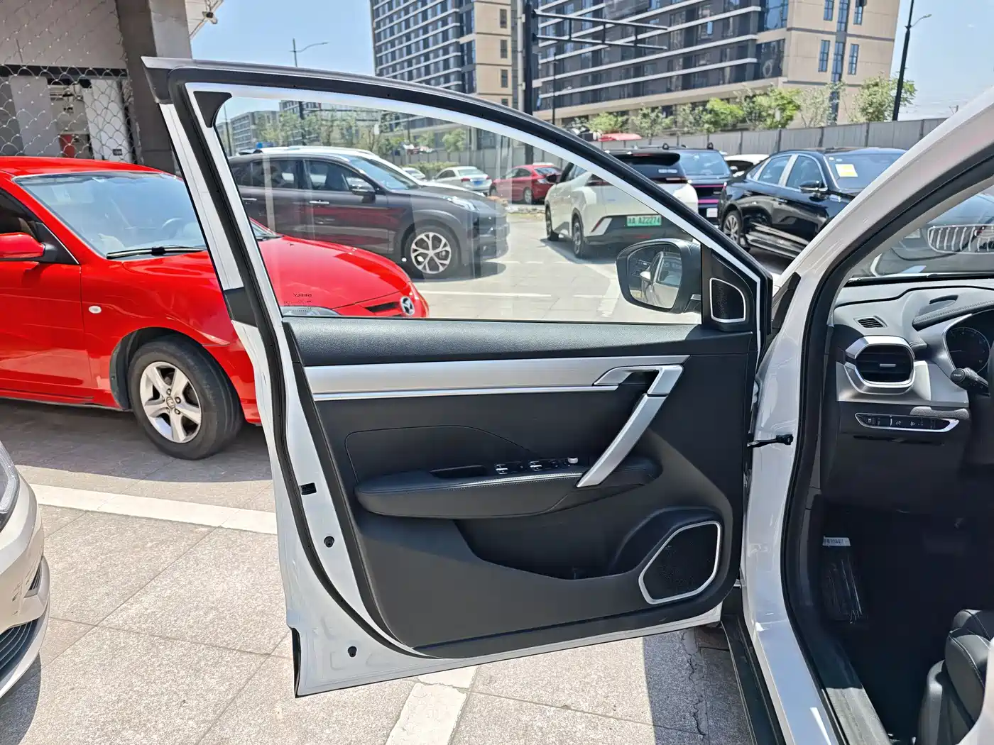 GEELY AUTOMOBILE BINYUE