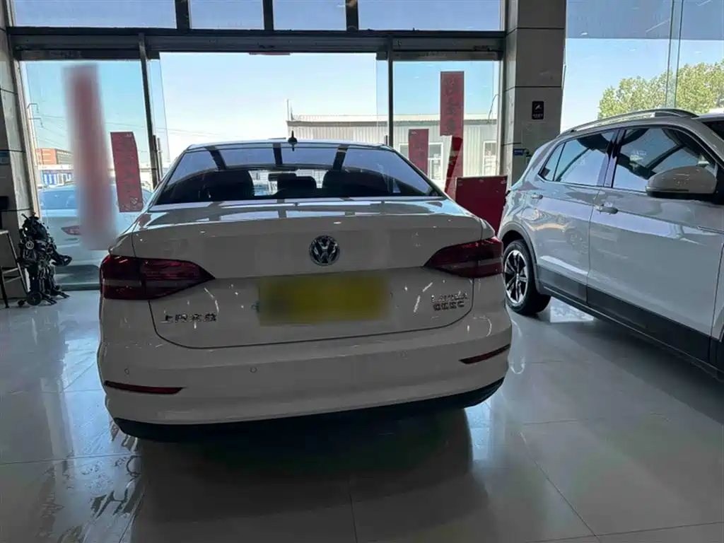 Volkswagen Lavida 2018 1.5L Auto Trend Edition China V фото 6