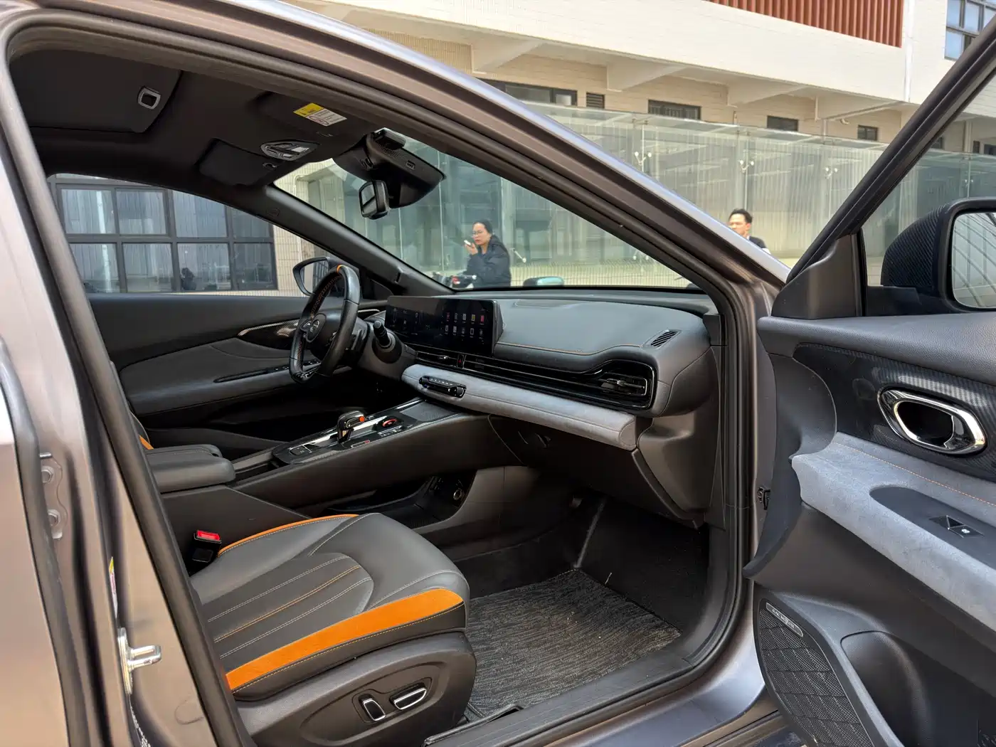 GAC Trumpchi Trumpchi Emkoo 2022 270T DCT J16 R-style Track Edition фото 7