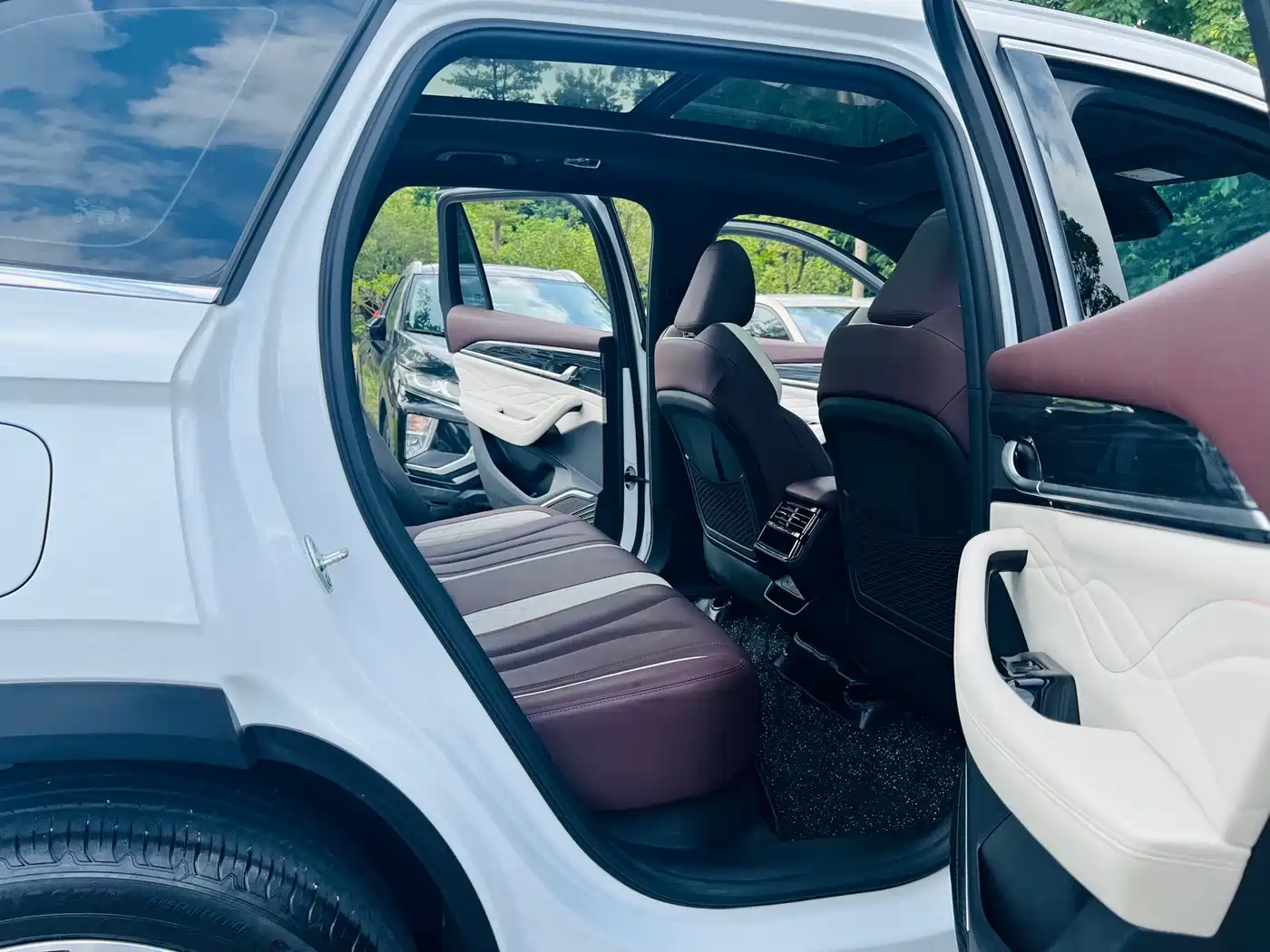 GEELY AUTOMOBILE XINGYUE L