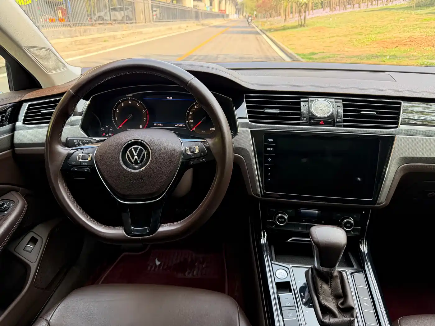Volkswagen Phideon 2021 380TSI Luxury Edition фото 11