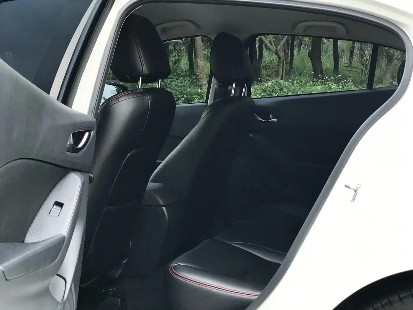 Mazda Mazda3 Axela 2016 Sedan 1.5L Automatic Comfort фото 6