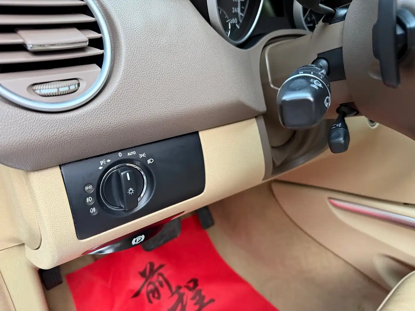 Mercedes-Benz M-Class 2010 ML 350 4MATIC Luxury фото 26