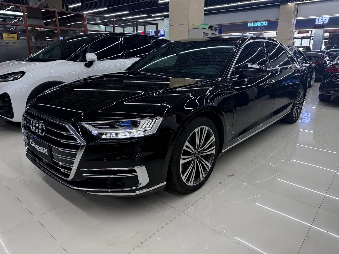 AUDI A8