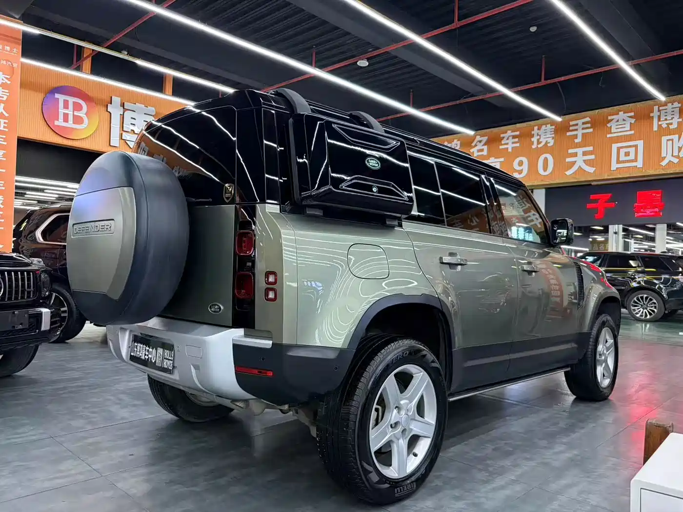 Land Rover Defender 2020 2020 Model 110 P400 SE
