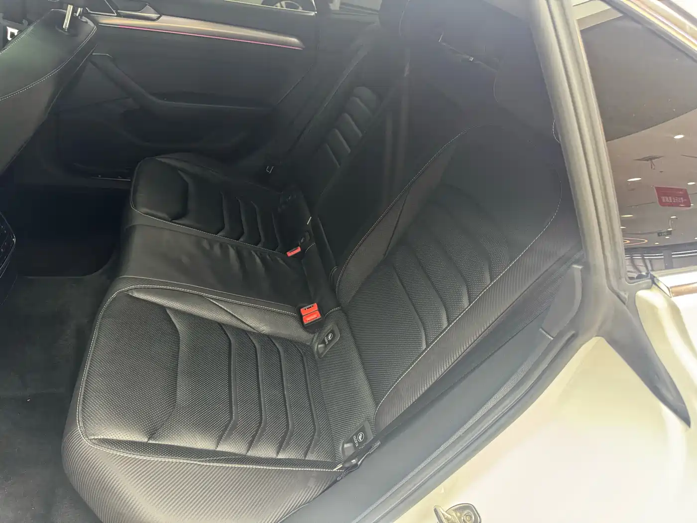 Volkswagen FAW-Volkswagen CC 2019 330TSI Charming Appearance (China V) фото 16