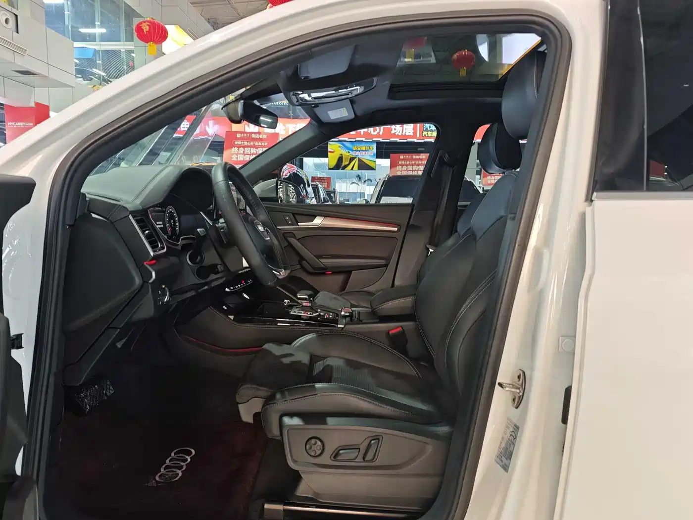 Audi Q5L Sportback 2022 40 TFSI Luxury фото 5