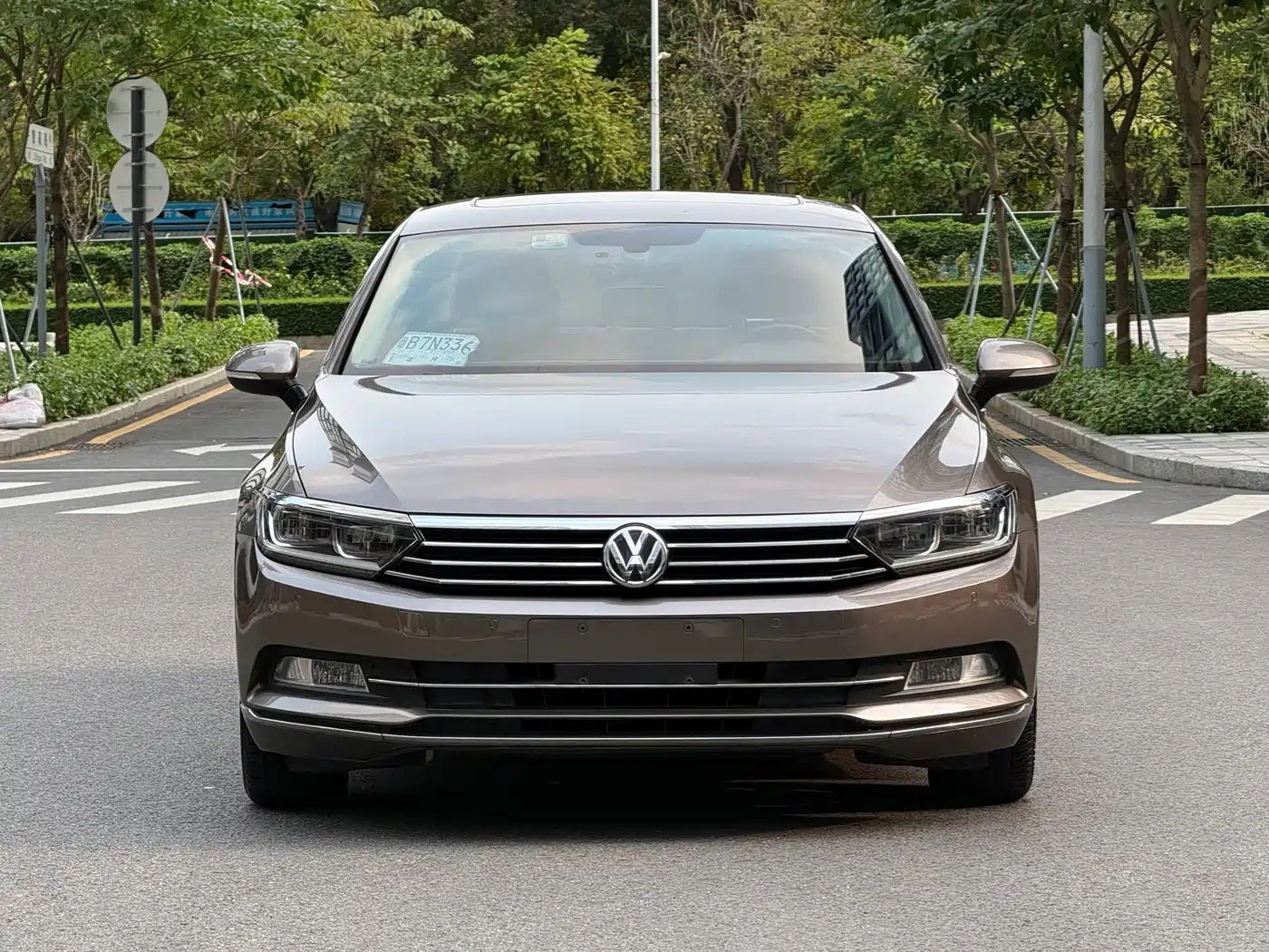 Volkswagen Magotan 2017 330TSI DSG Luxury фото 2