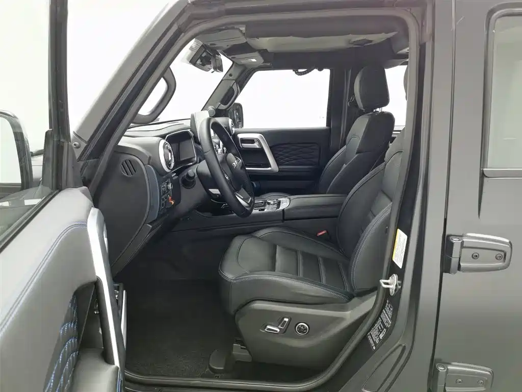 BAIC ORV Beijing Offroad BJ40 2023 2.0D Automatic 4WD Blade Hero Edition Knight Type фото 10