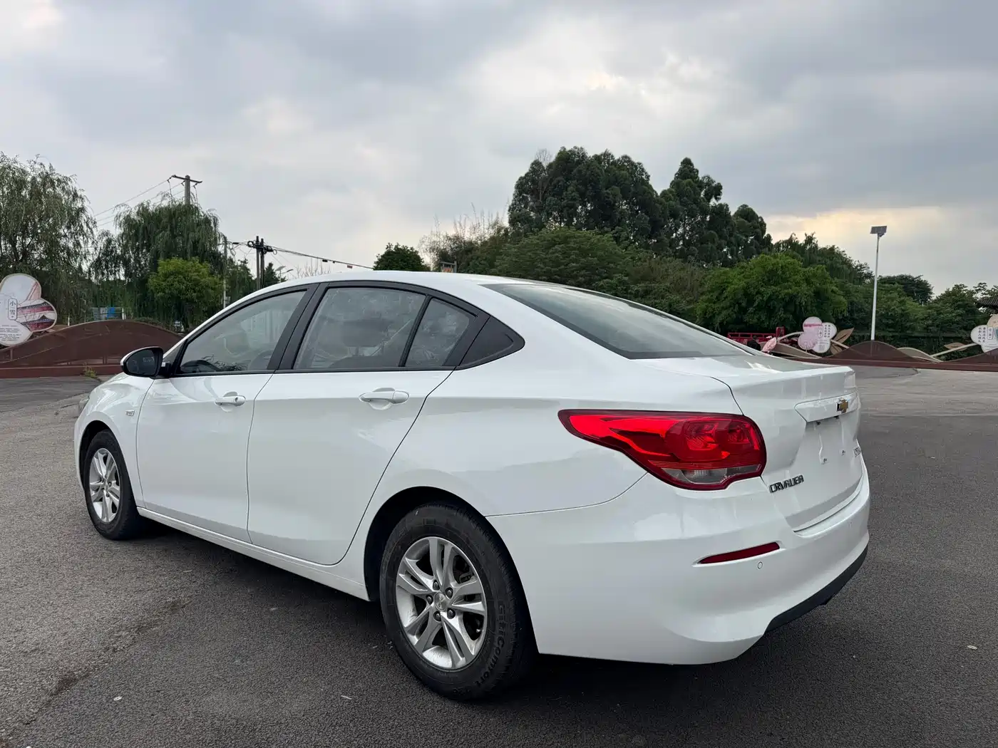 Chevrolet Cavalier 2016 1.5L Manual Delight Edition фото 5