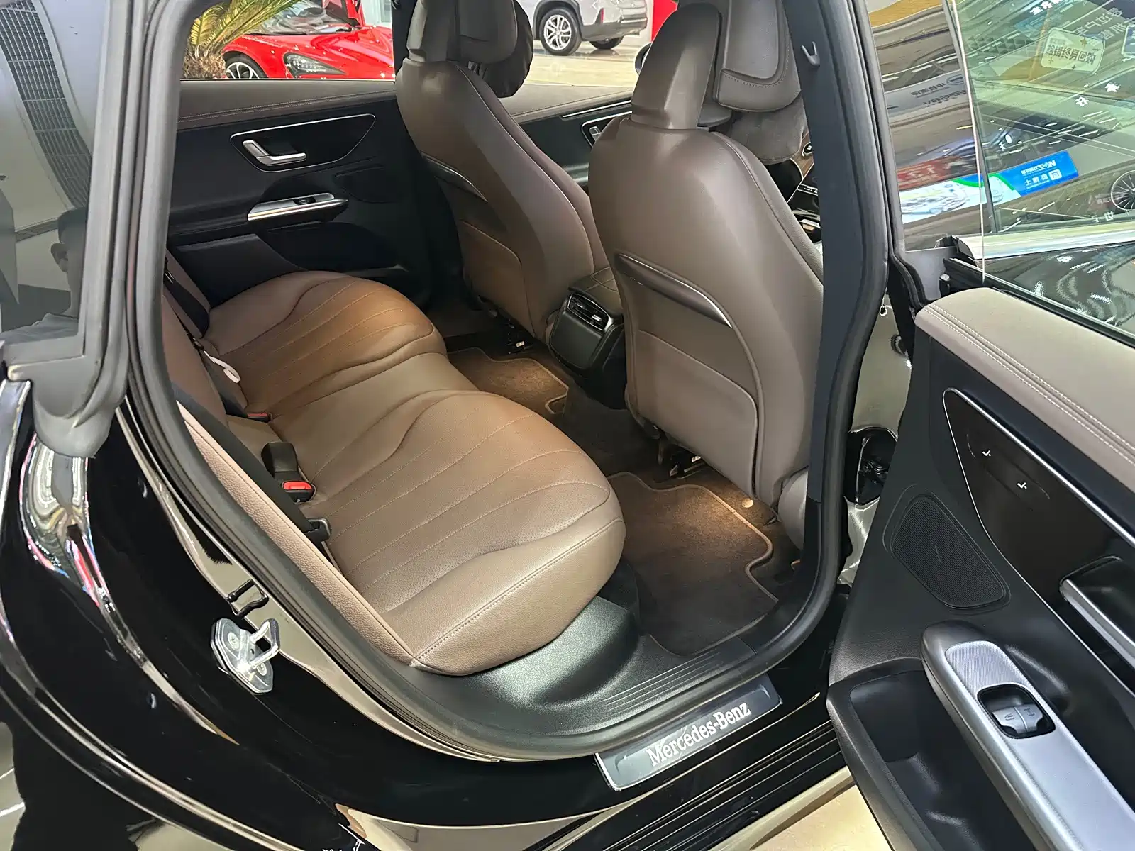 Фото 7 - Mercedes-Benz EQE