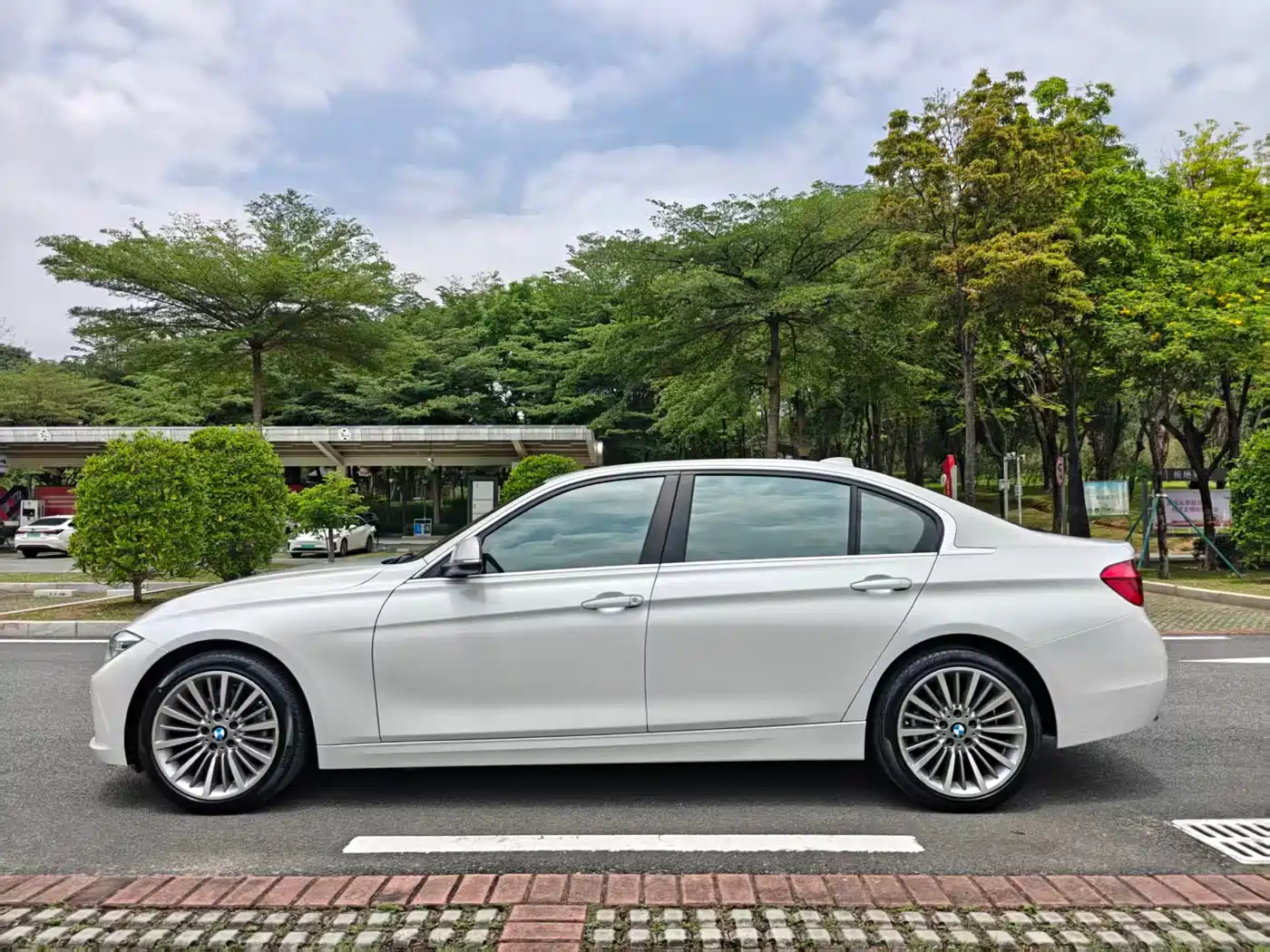 BMW 3 Series 2019 320Li Fashion Type фото 7