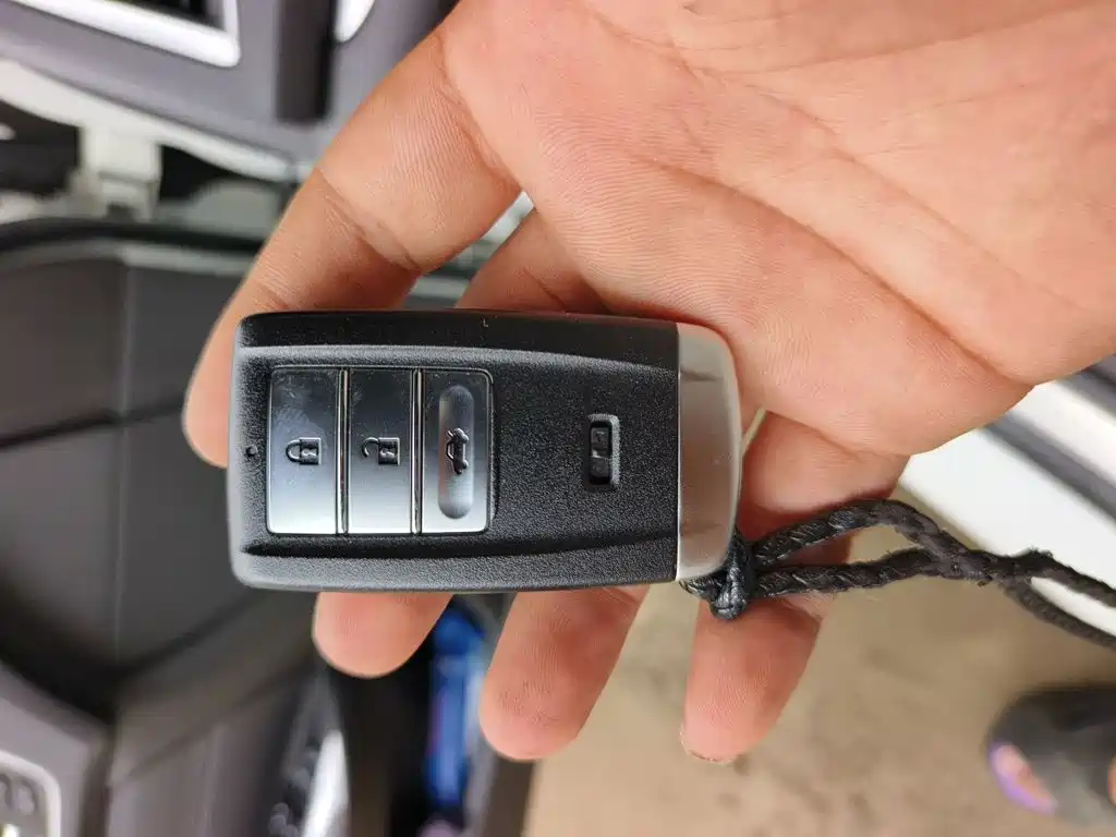 Photo 12 - Acura TLX-L