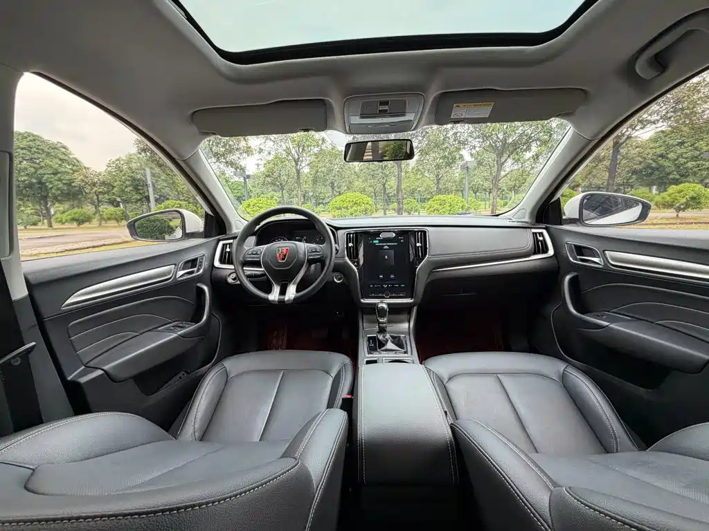 Roewe i6 2020 2020 PLUS 1.6L CVT 4G Connected Glory Holographic Edition