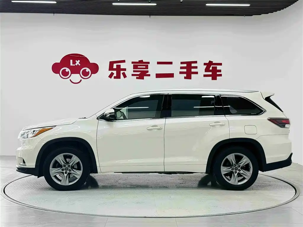 Toyota Highlander 2017 2.0T 4WD Ultimate 7-Seater фото 2