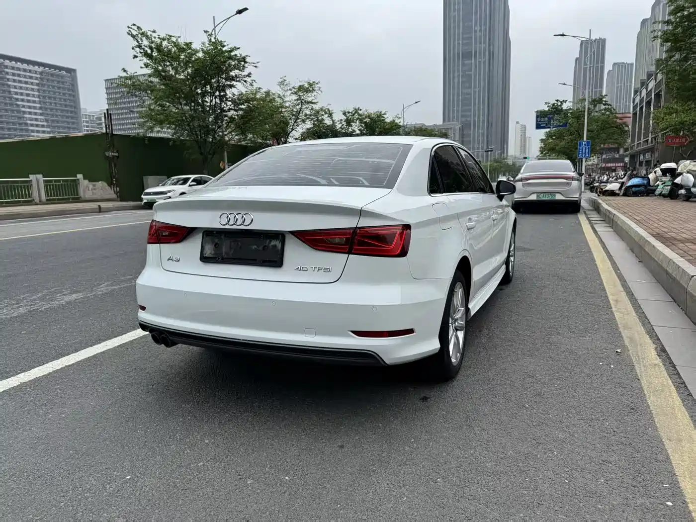Audi A3 (Import) 2014 Limousine 40 TFSI S line Comfort фото 4