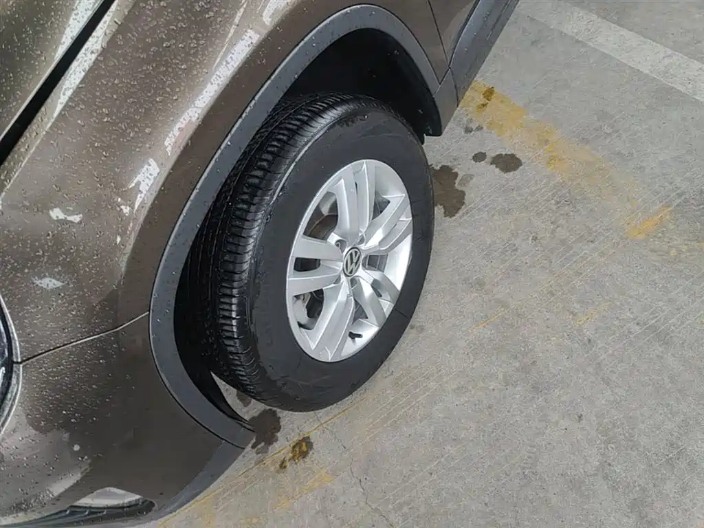 Volkswagen Tiguan 2016 Model 300TSI Automatic 2WD Trend Edition фото 23