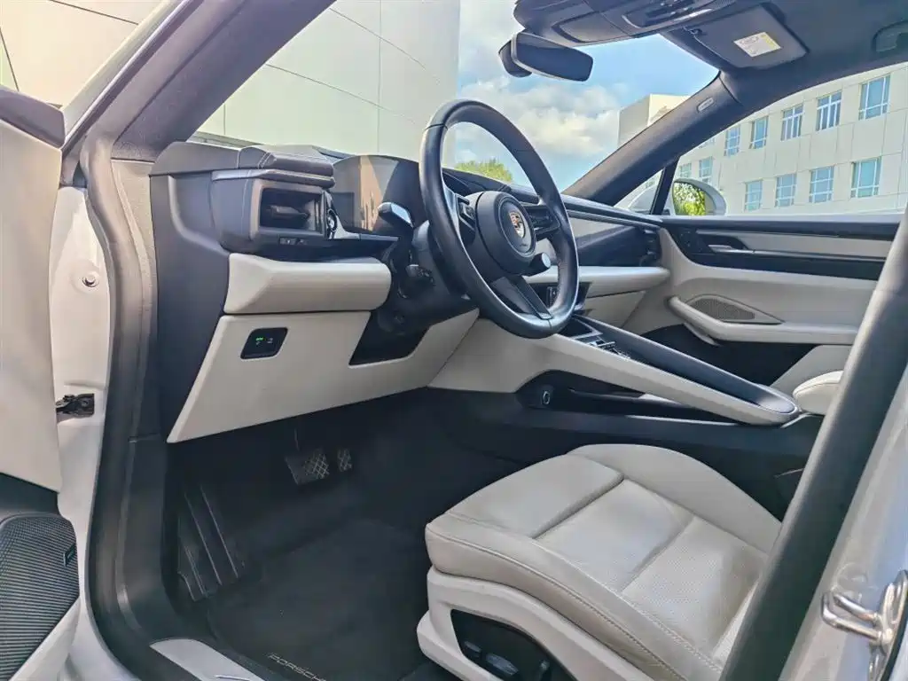 Porsche Macan EV 2024 2024 Macan 4