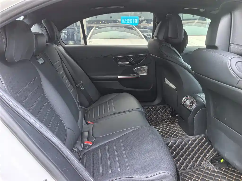 Mercedes-Benz C-Class 2023 C 260 L Night Edition Sport фото 15