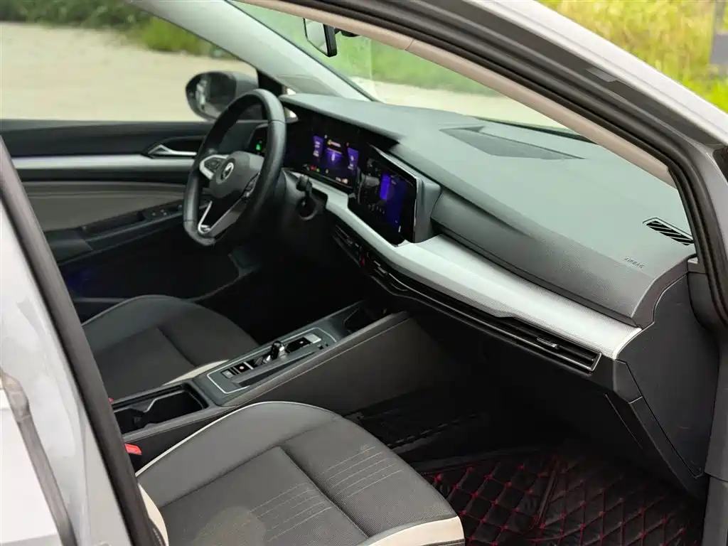 Volkswagen Golf 2021 280TSI DSG Pro фото 6