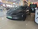 Фото 2 - Tesla Model 3