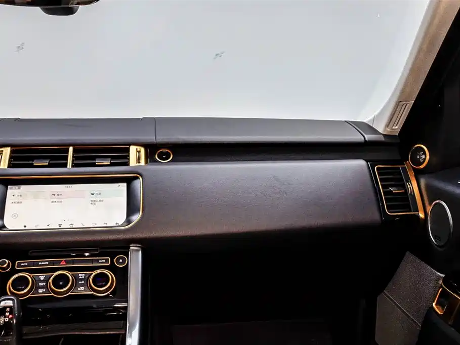 Land Rover Range Rover Sport 2017 3.0 SC V6 HSE фото 33