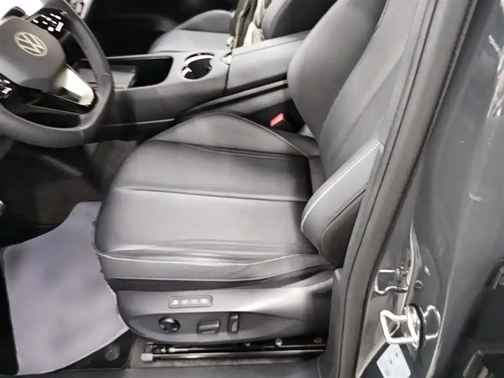 Volkswagen Unique 06 2024 Ultra Long Range фото 15