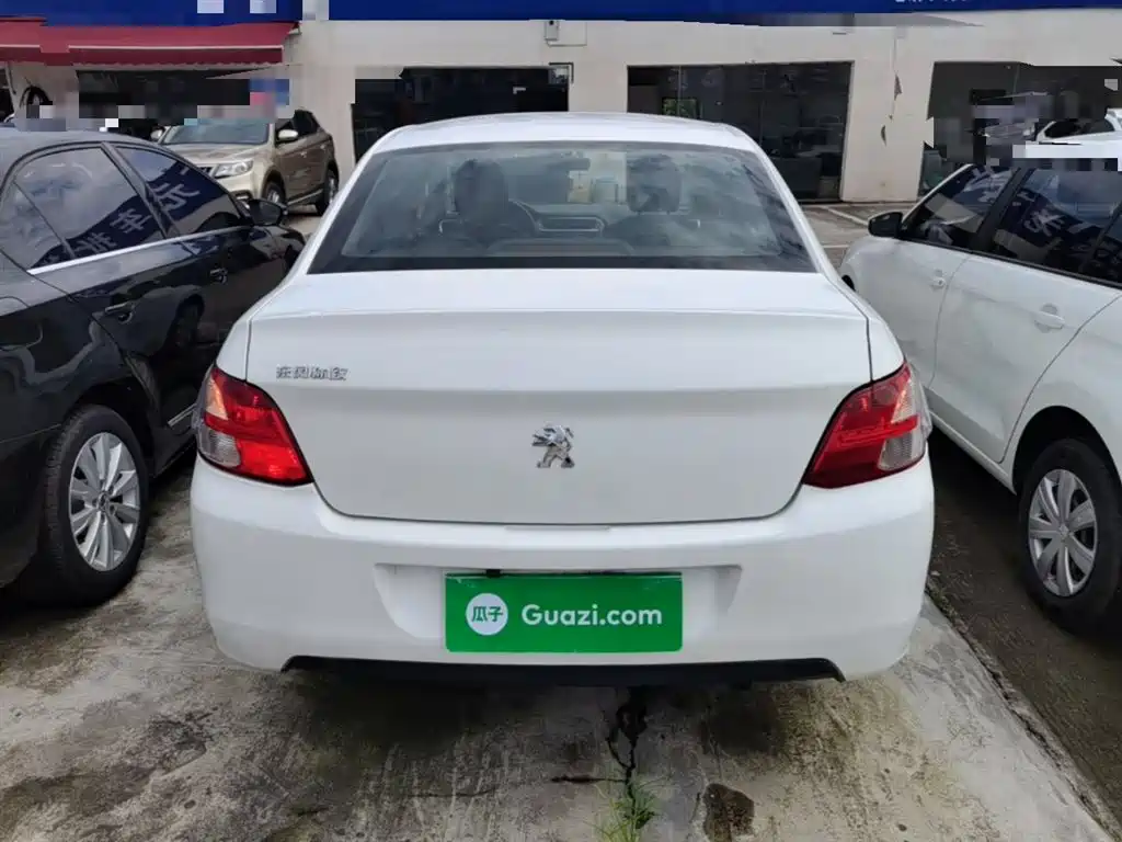 Peugeot 301 2016 2014 1.6L Manual Comfort Edition