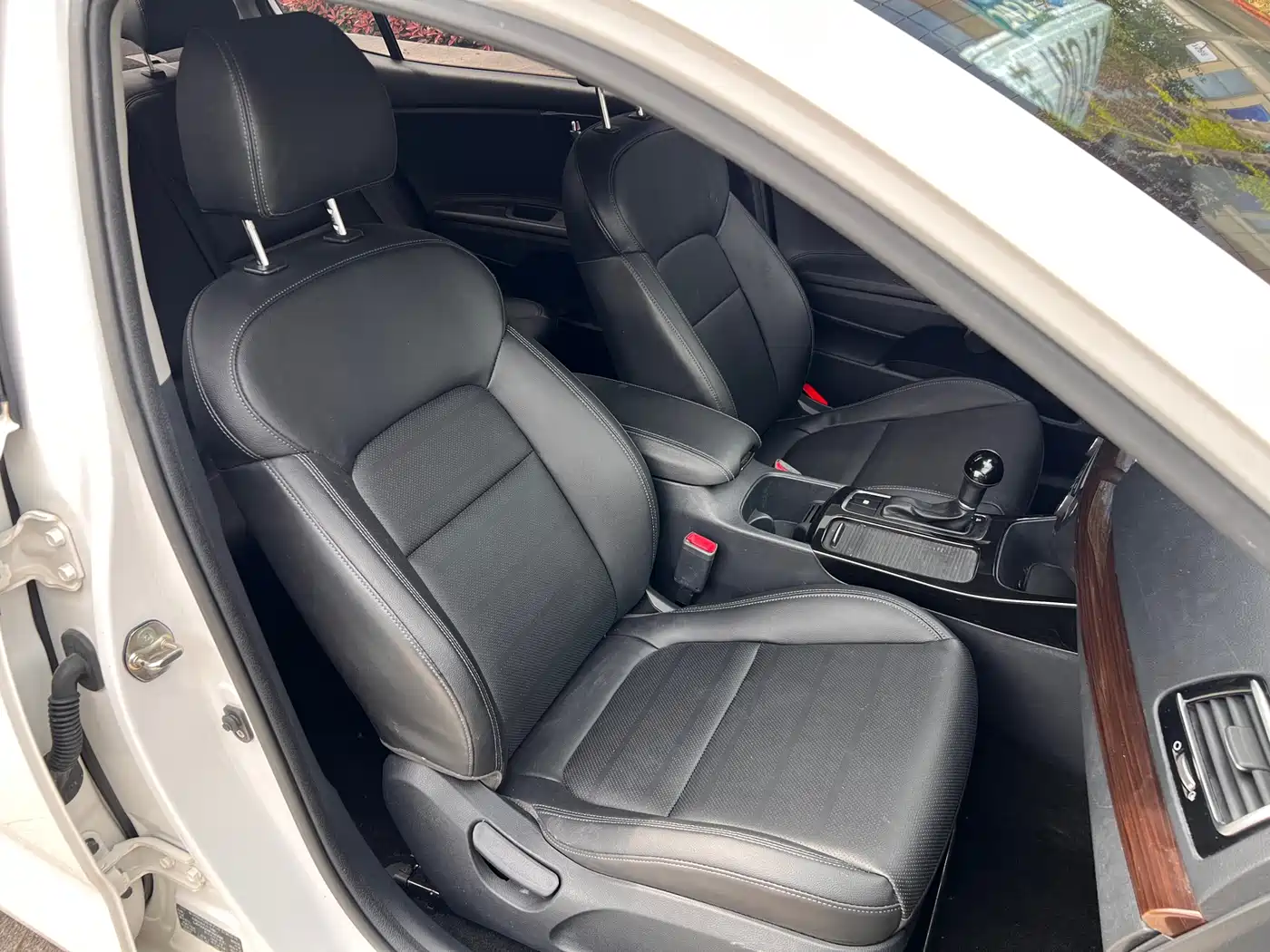 Kia K4 2014 1.8L Automatic GLS фото 7